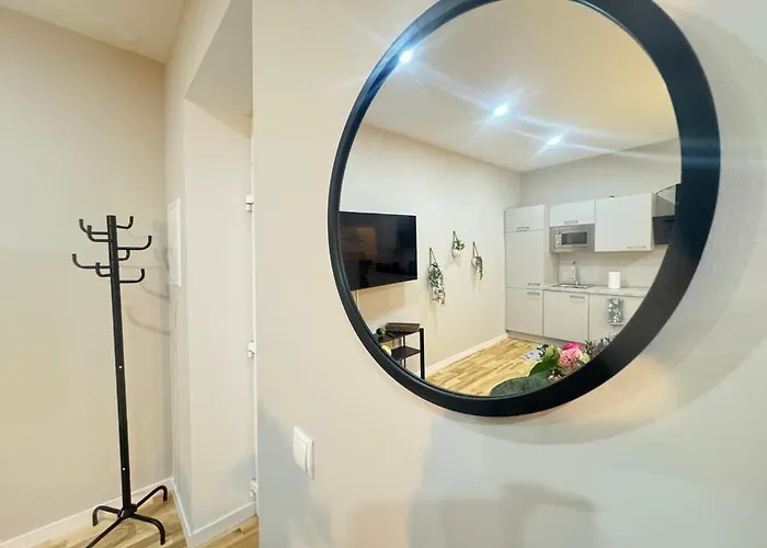 Appartement Wohnen Im Kunstwerk Neben Hundertwasserhaus L Hg4 *