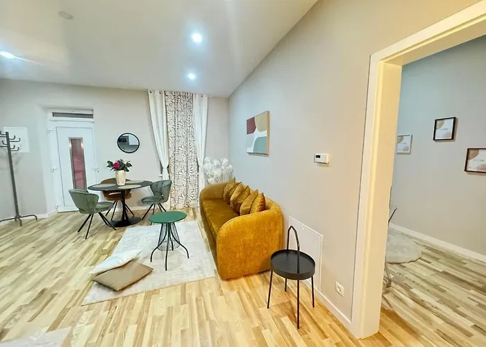 Appartement Wohnen Im Kunstwerk Neben Hundertwasserhaus L Hg4 *